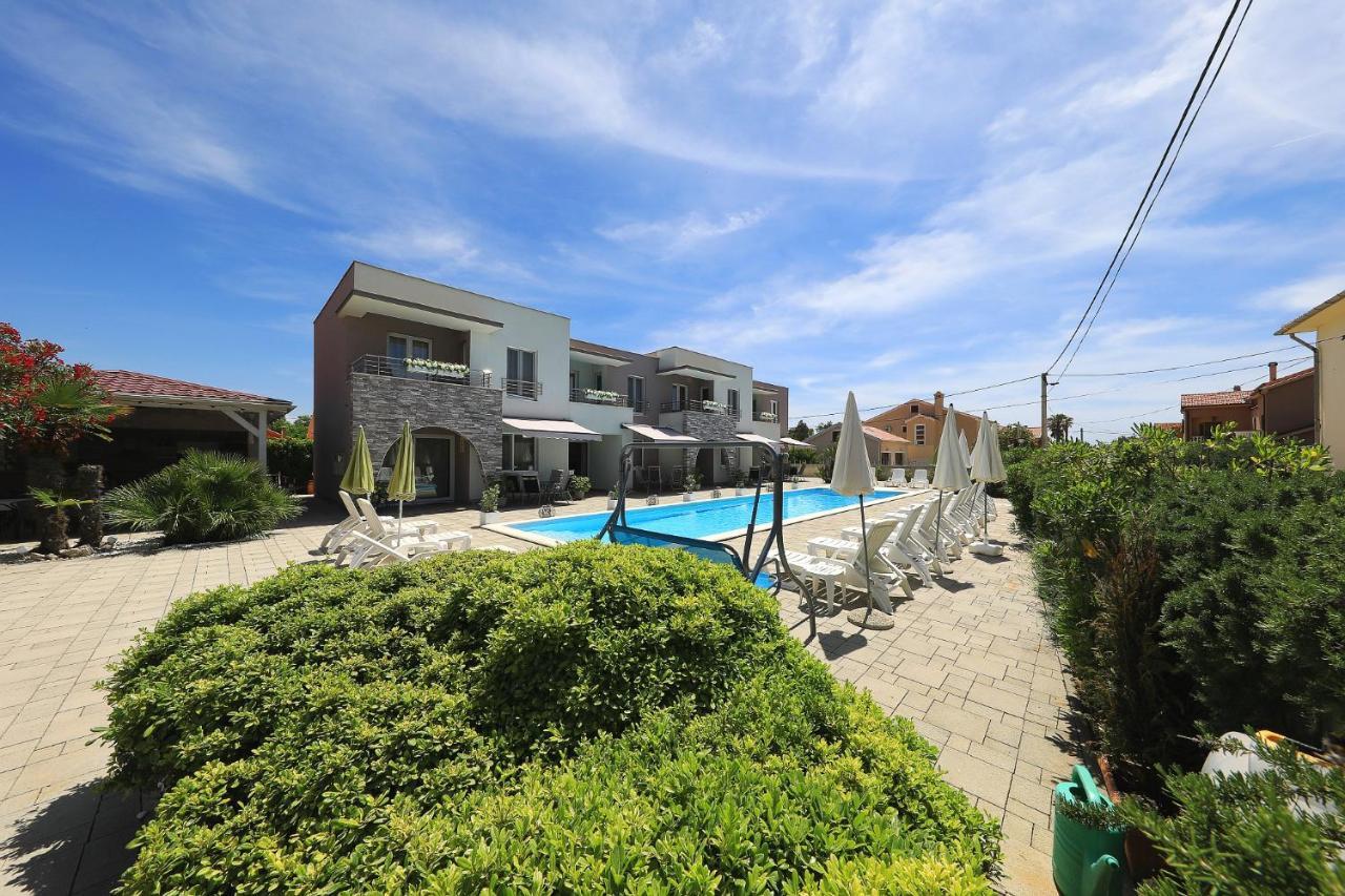 Apartments Punta Privlaka  Zewnętrze zdjęcie