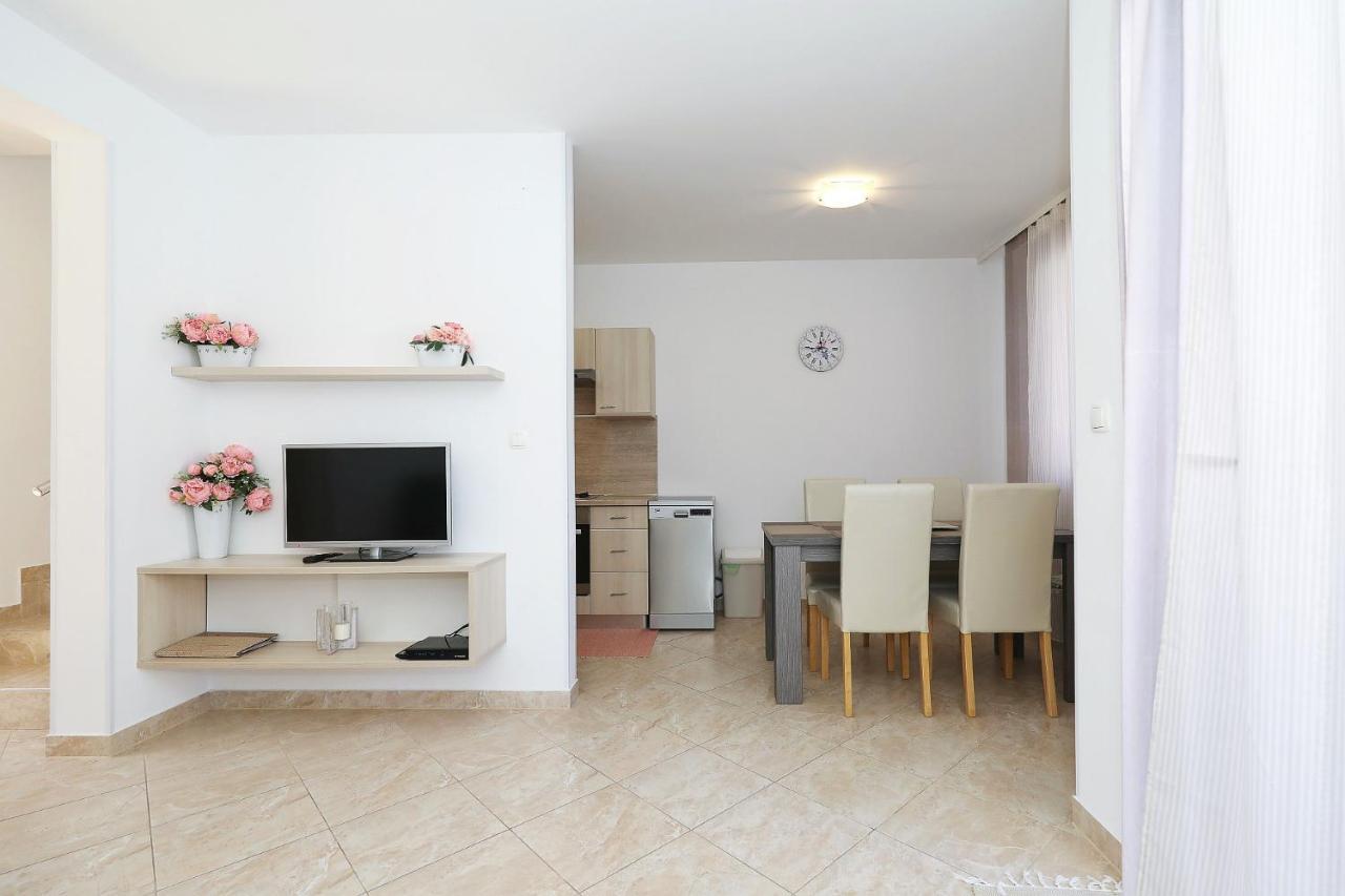 Apartments Punta Privlaka  Zewnętrze zdjęcie