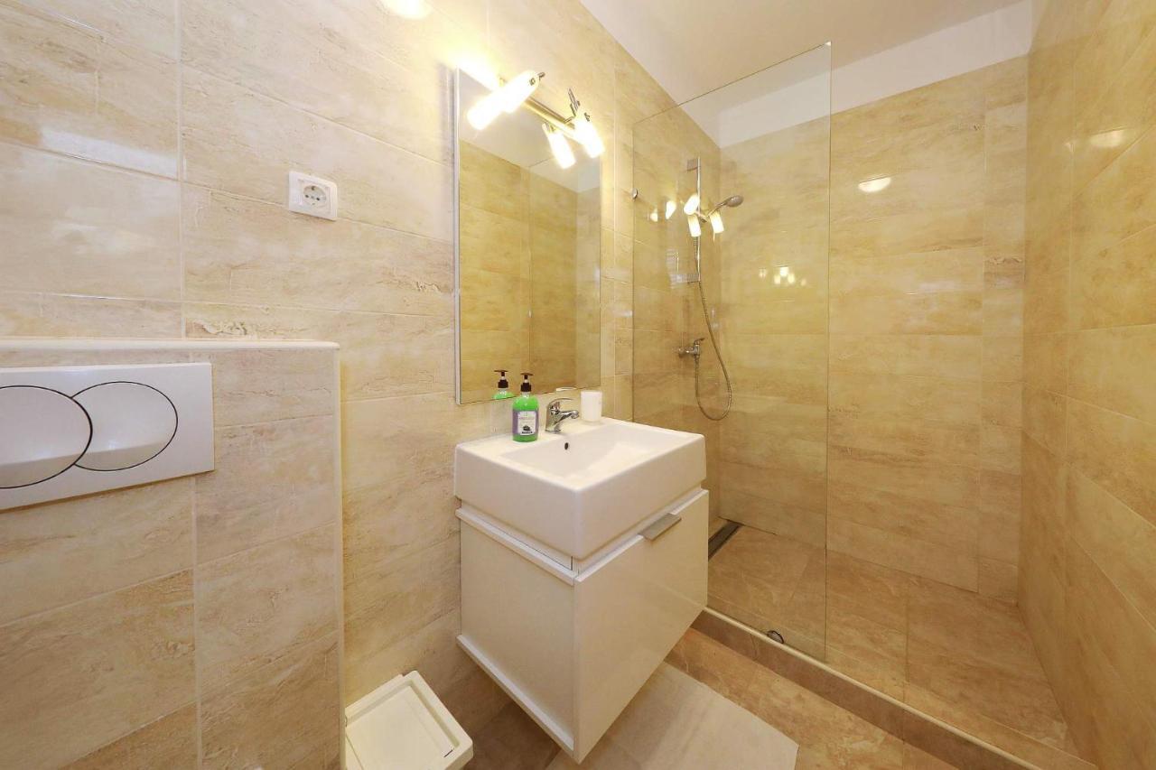 Apartments Punta Privlaka  Zewnętrze zdjęcie