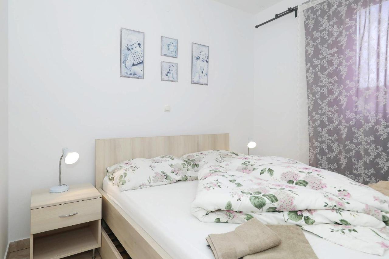 Apartments Punta Privlaka  Zewnętrze zdjęcie