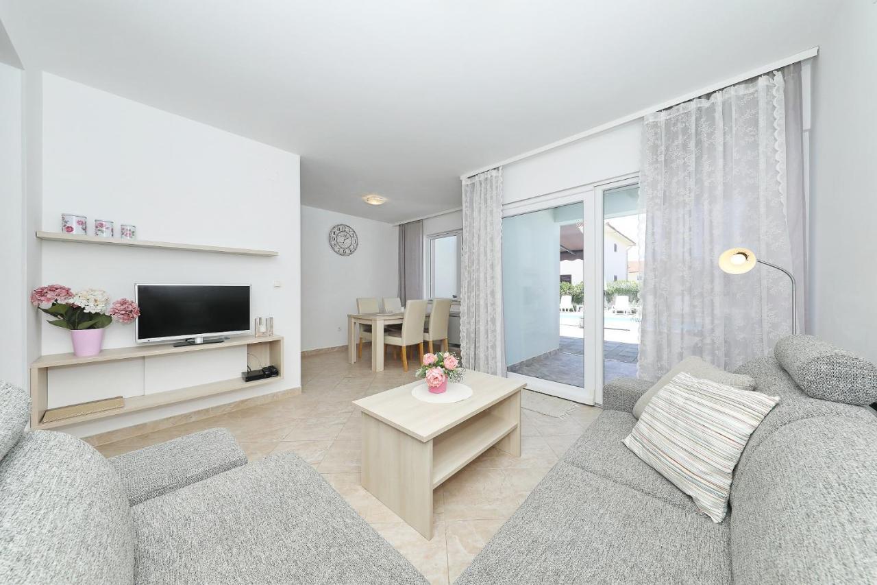 Apartments Punta Privlaka  Zewnętrze zdjęcie